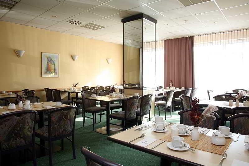 Achat Hotel 开姆尼茨 餐厅 照片